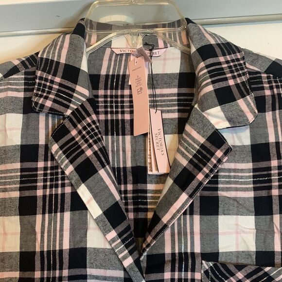 Victoria’s Secret Pink Black Silver Plaid Pajama Top Small New - Picture 2 of 7